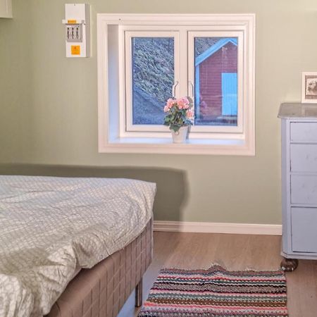 Amazing Home In Hidrasund With Wifi Eide  Camera foto
