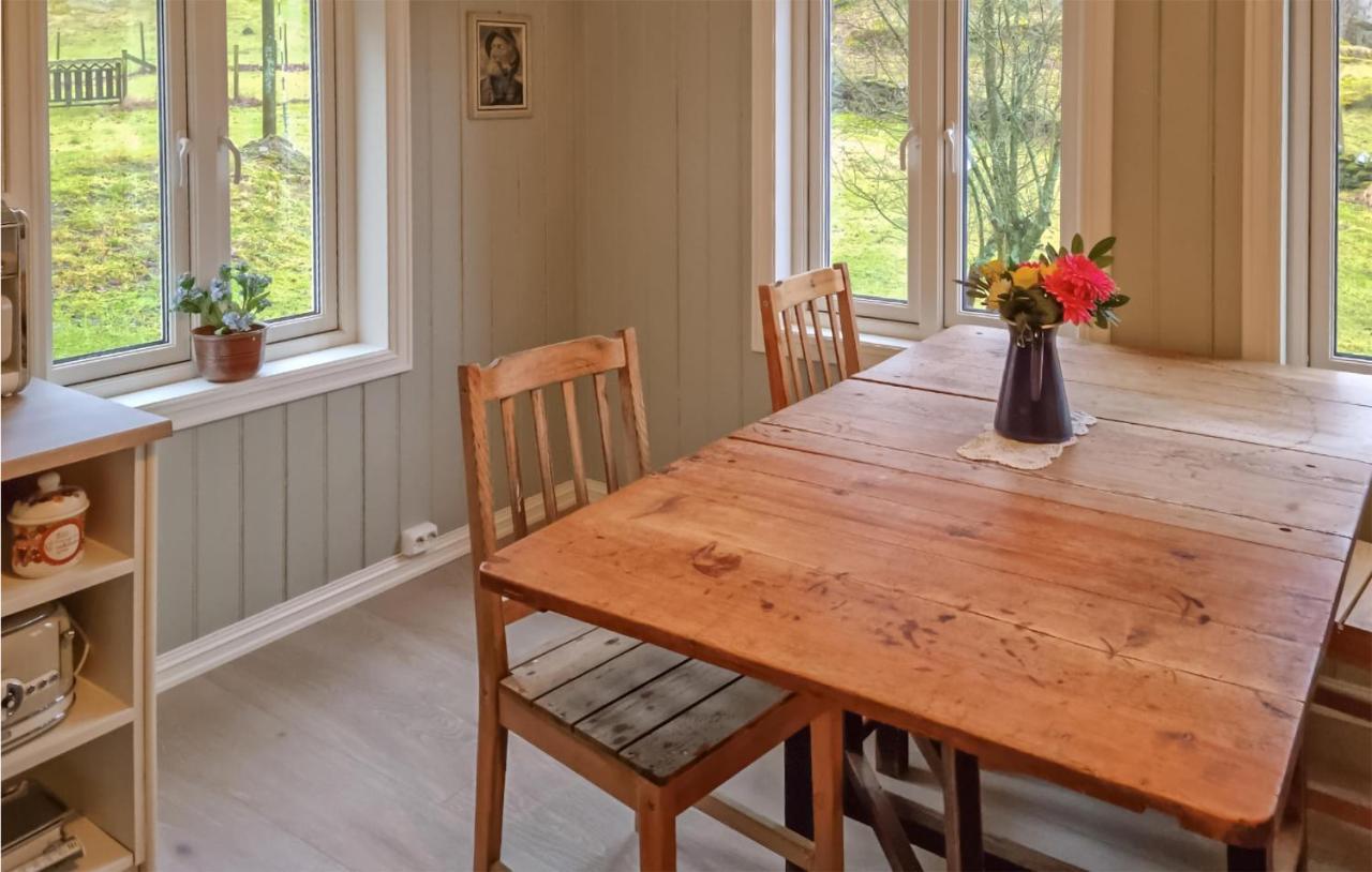 Amazing Home In Hidrasund With Wifi Eide  Camera foto